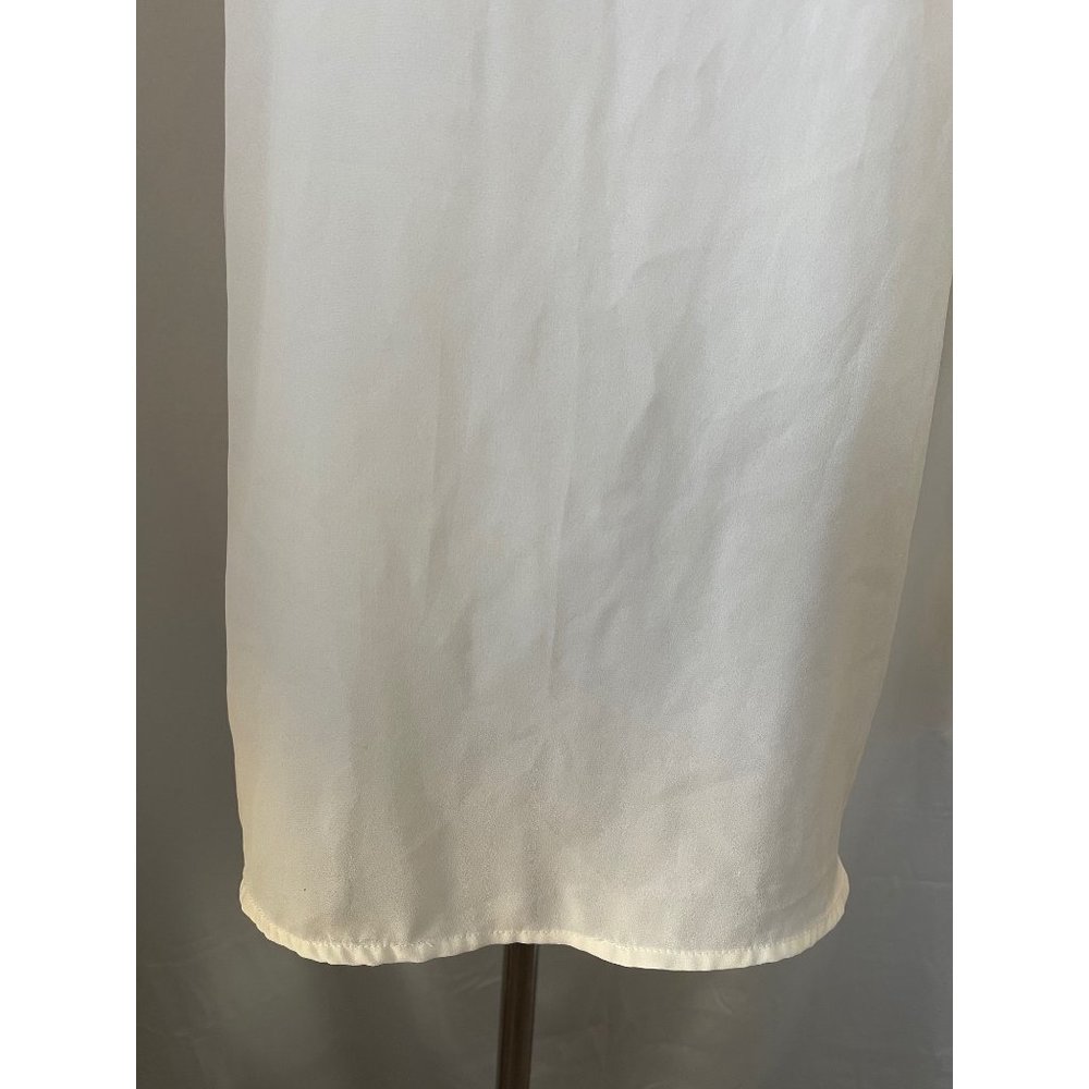 Forever 21 Cream Floral Lace Collar Design Neck Sleeveless Blouse / Tank - Picture 4 of 11